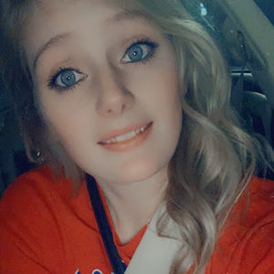 Meet your Posher, Brittney